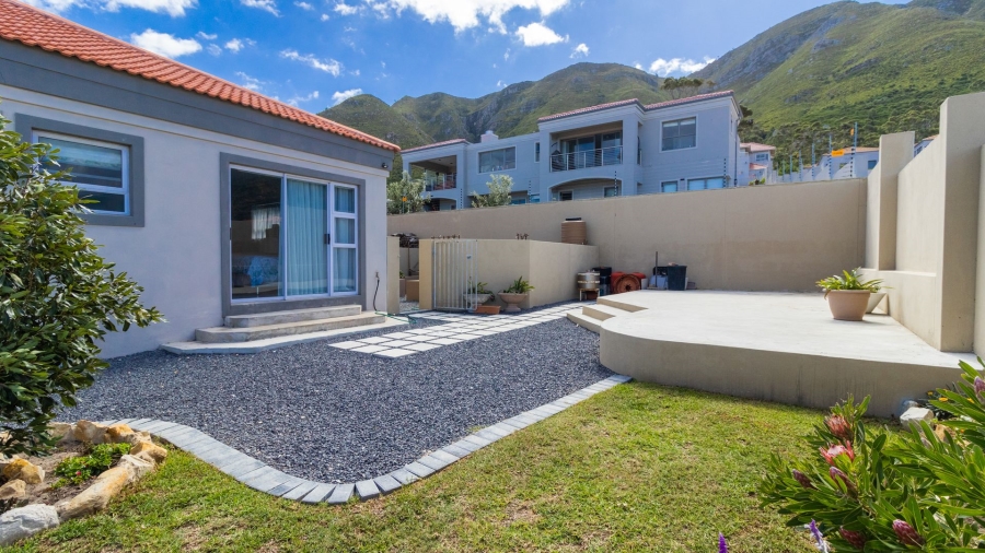 3 Bedroom Property for Sale in Berghof Western Cape